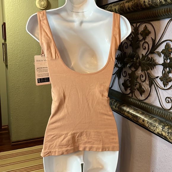 NWT *THALIA SODI* 2 Way Shaping Waist Control Tank Nude Color Tank Top Sz L - Picture 6 of 10